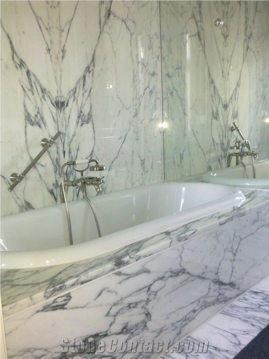 Arabescato Cervaiole Marble Hotel Bathroom Project