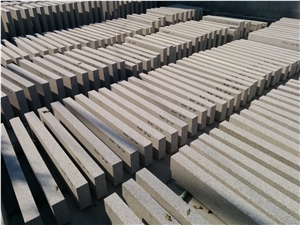 China Gold Granite Cube Stone & Pavers