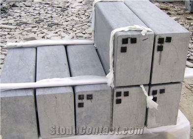 China Bluestone Kerbstone