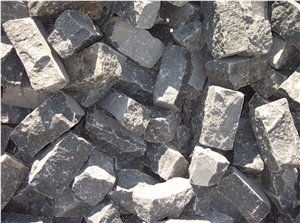 Karelia Black Granite Cobble Stone