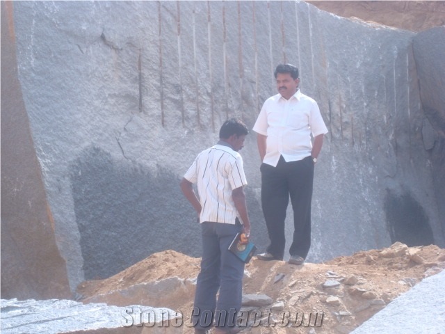 Royal Brown Granite Blocks