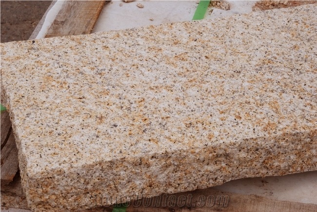 G682 Granite Cobble Stone