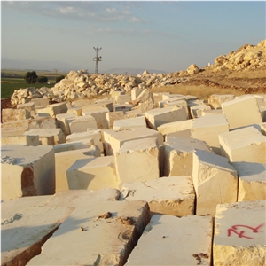 Giallo Autunno Limestone Blocks Giallo Autunno Limestone Blocks