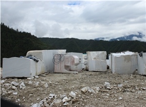 Hot-Selling Yunnan White Marble Blocks