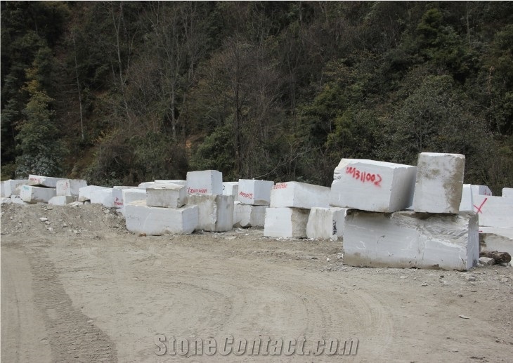 Hot-Selling Yunnan White Marble Blocks