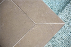 Villebois Gris Limestone Pool Coping Villebois Gris Limestone Pool Coping