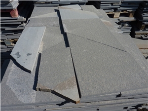 Azul Pirineo Sandstone Flamed Flagstone