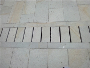 Gris Moncayo Sandstone Tiles