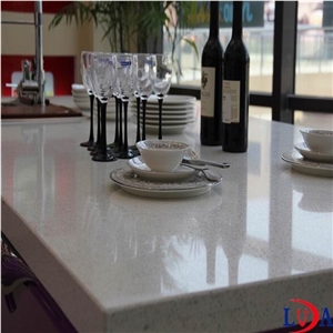 White Sparkle Quartz Stone Countertop