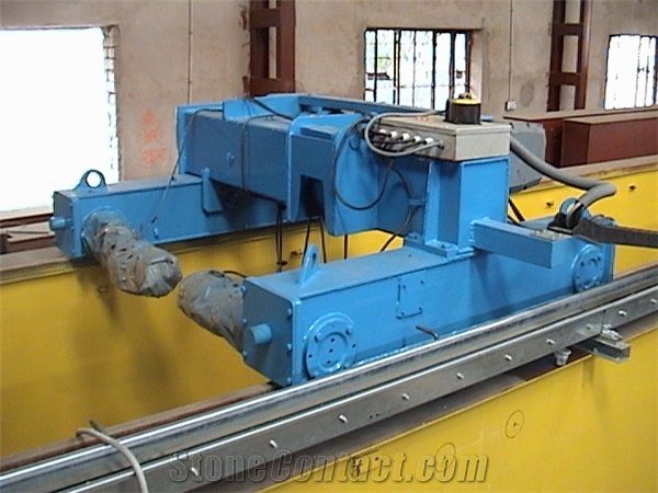 Gantry / Goliath Cranes (Upto 80 Ton)