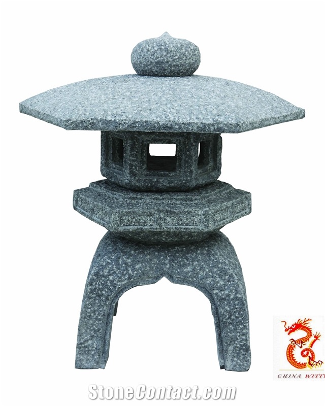 Japanese Garden Lantern Rokkaku Yukimi