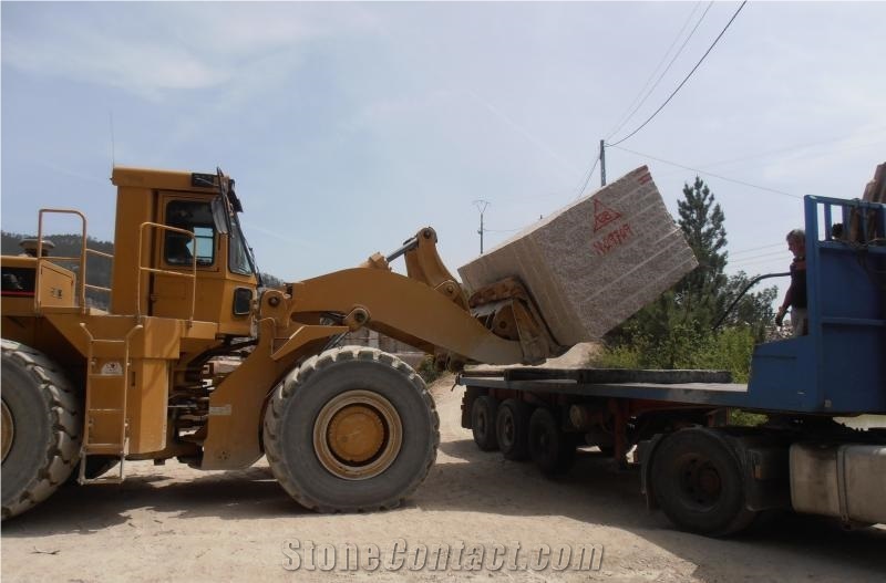 Rosa Porrino Granite Blocks