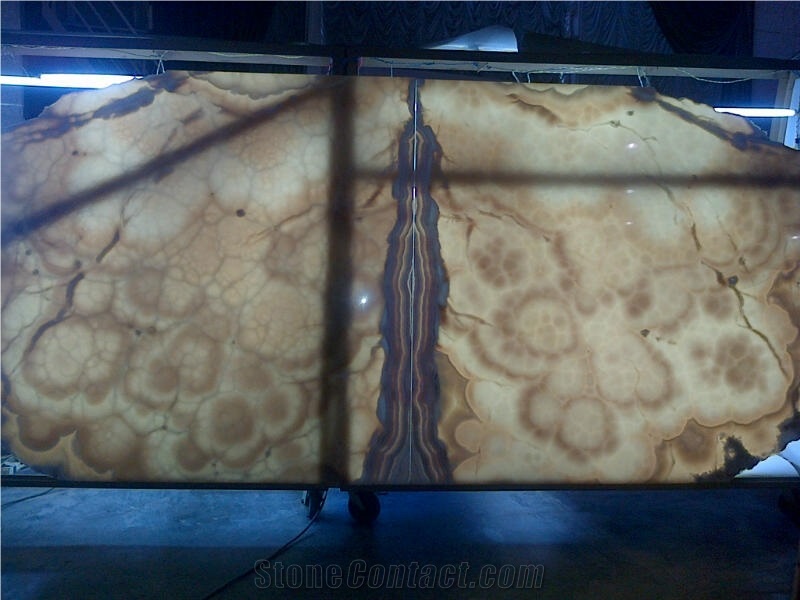 Onyx Honey Slabs & Tiles