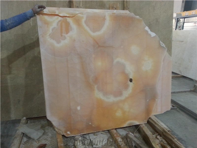 Onyx Honey Slabs & Tiles