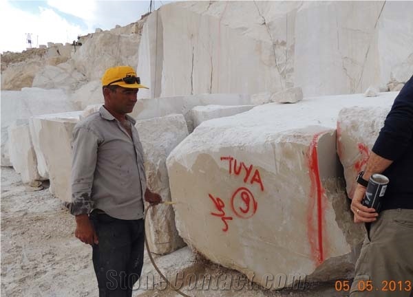 Crema Tyana Marble Blocks, Turkey Beige Marble