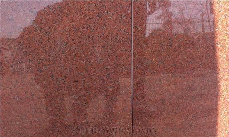 Maple Red Granite Leznykivsky