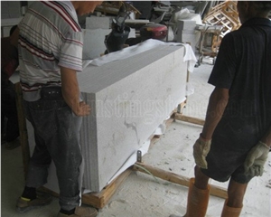 G681 Shrimp Red Granite Countertop