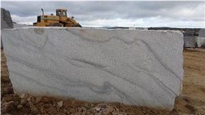 Multicolor Blanco Fantasia Granite Blocks,