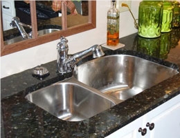 Dark Green Granite Kitchen Countertops