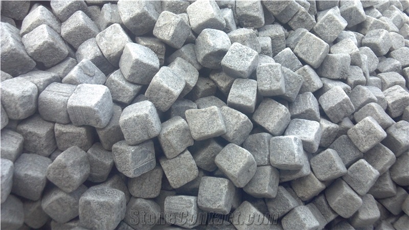 G602 Grey Granite Cubes and Cobbles