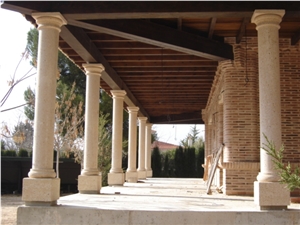 Amarillo Fosil Limestone Columns, Yellow Limestone Columns
