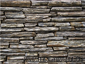 Gneiss Stacked Wall Stone