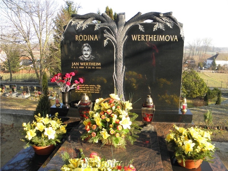 Bararp Gnejs Granite Monument