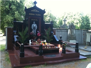 Tranas Red Granite and India Absolute Black Granite Monument