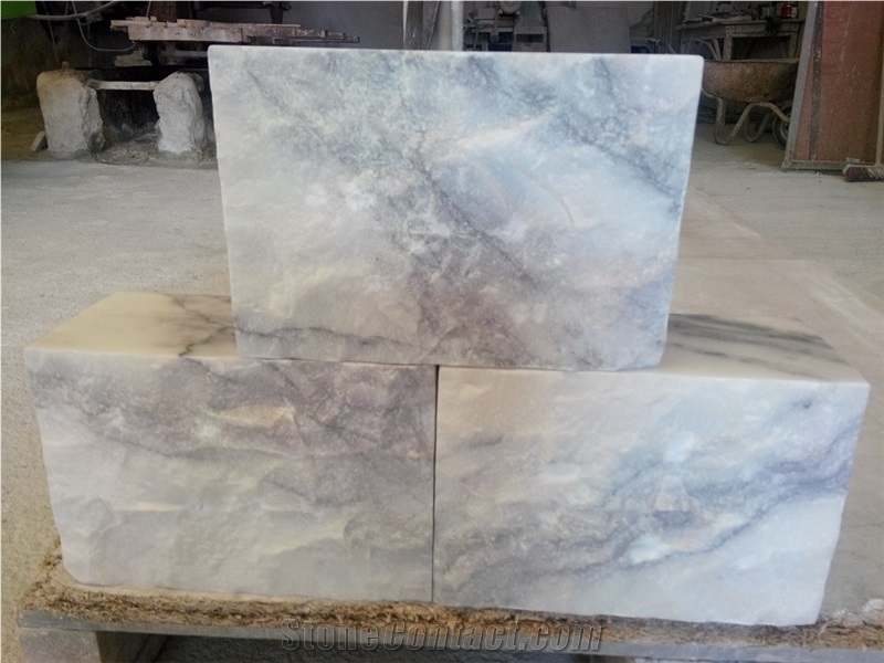 Levander Wallstone Marble Garden & Palisade, Lilac Marble Palisade