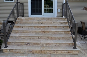 Leonardo Travertine Stairs, Steps