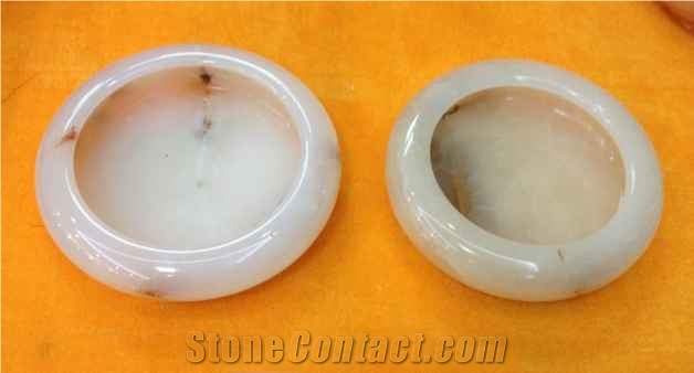 Onyx Handicrafts Ashtrays, Green Onyx Art Works