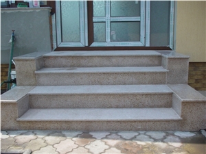 Rusty Yellow Granite Steps