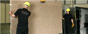 Sesame Red Granite Slabs, China Red Granite