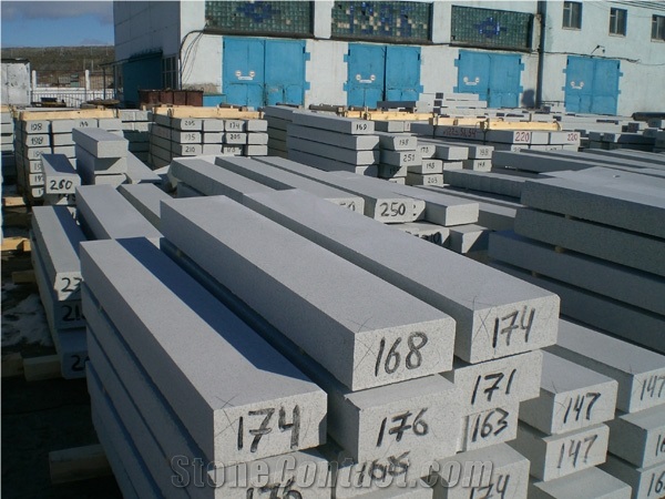 Mansurovsky Granite Kerbs