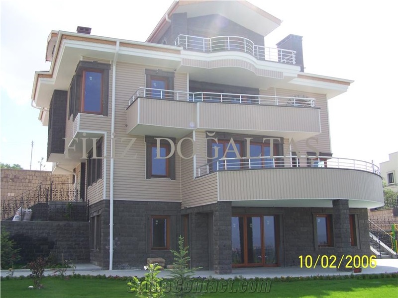 Kayseri Black Tuff Stone Wall Application