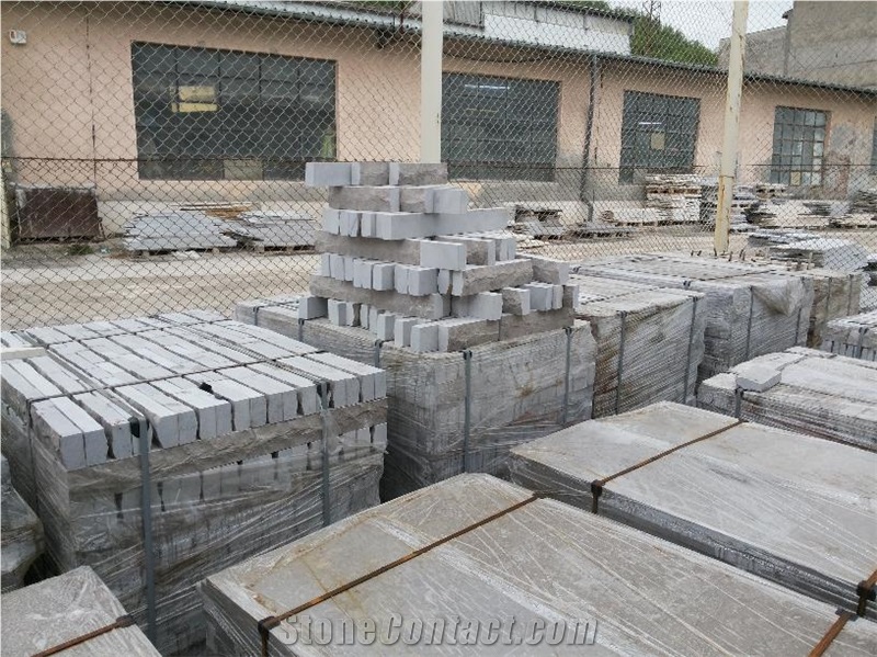 Glitz Nanovitsa Bulgaria, Nanovitsa Limestone Split Wall
