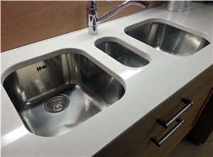 White Quartz Stone Kitchen Countertops