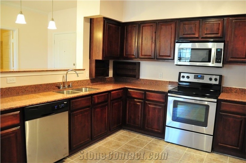 Vermelho Coral Granite Countertop