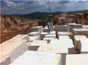 Mioni Beige Marble Blocks, Turkey Beige Marble