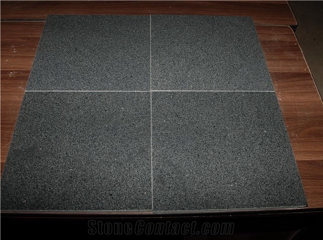 G654 Padang Dark Granite Kerbstone