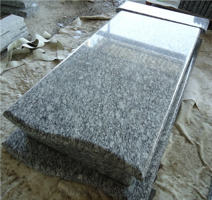 Poland Surf Wave Style Monument,Grey ,Monument