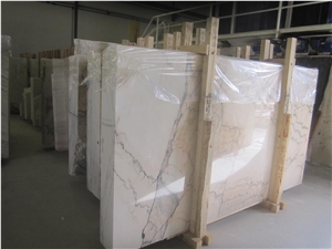 Estremoz Creme Venato Marble Blocks