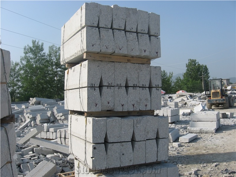 G341 Grey Granite Kerbstone