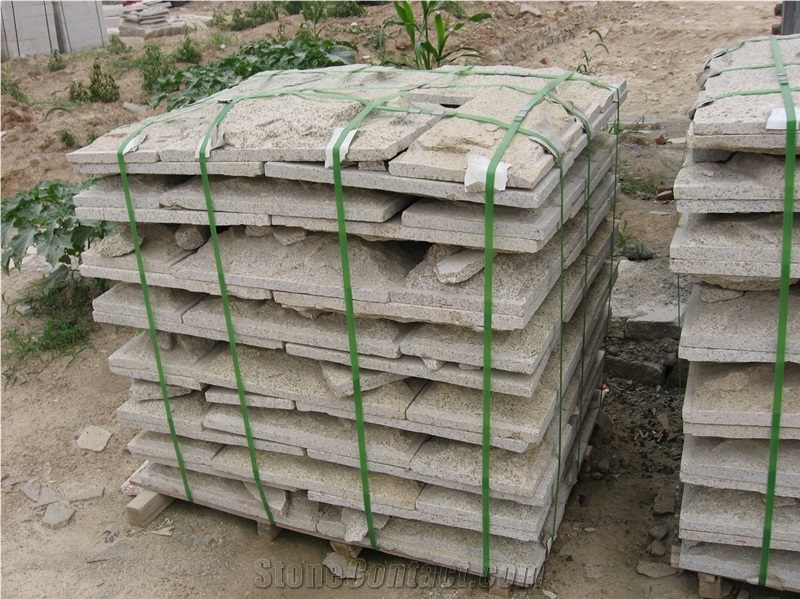 G350 Yellow Granite Mushroom Stone