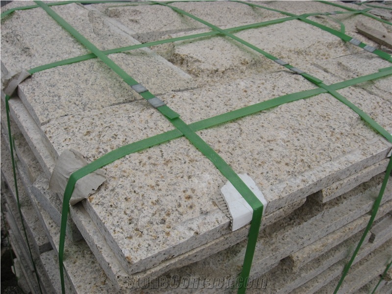 G350 Yellow Granite Mushroom Stone