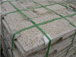 G350 Yellow Granite Mushroom Stone