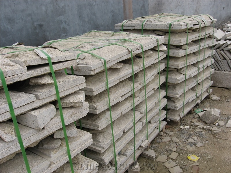 G350 Yellow Granite Mushroom Stone