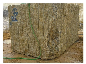 Santa Cecilia Classic Granite Blocks, Giallo Santa Cecilia Granite Block