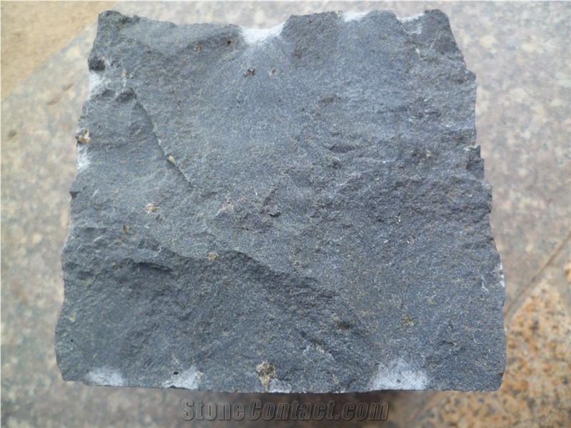 Zhangpu Black Basalt Cobble Stone
