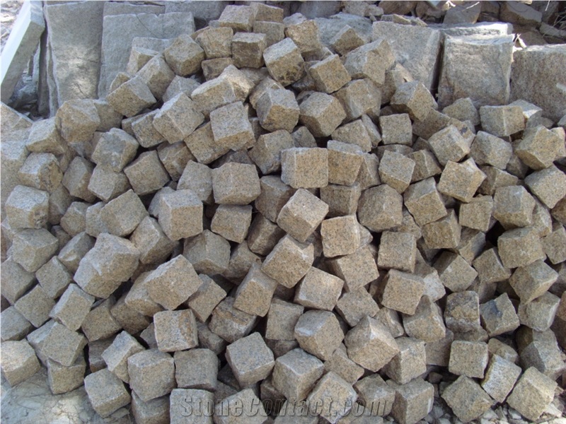 Putian Rust Granite Cobble Stone,Yellow Granite Cube Stone
